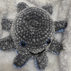 Amigurumi kifordítható polip - játék & sport - plüssállat & játékfigura - polip - Meska.hu
