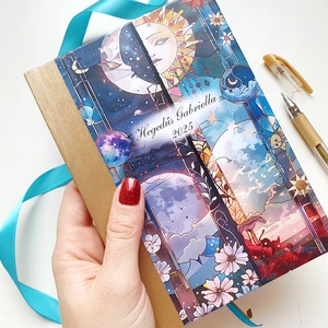 Egyedi naptár, Aany, kék, hold, Naptár, határidőnapló, kalendár, zsebnaptár, névreszóló, tervező, Otthon & Életmód, Papír, írószer, Naptár & Tervező, Fotó, grafika, rajz, illusztráció, Mindenmás, MESKA