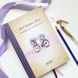 Egyedi naptár, Vintage, lila, bicikli, Naptár, határidőnapló, kalendár, zsebnaptár, névreszóló, tervező, kozmetikus, Otthon & Életmód, Papír, írószer, Naptár & Tervező, Fotó, grafika, rajz, illusztráció, Mindenmás, MESKA