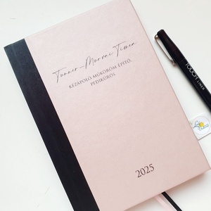 Egyedi naptár, Fekete, púder, rosegold, Logóval, Naptár, határidőnapló, kalendár, zsebnaptár, névreszóló, tervező,körmös - otthon & életmód - papír, írószer - naptár & tervező - Meska.hu