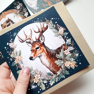 Szarvasos, vintage, kinyitható Karácsonyi Képeslap, Állatos, szarvas, Adventi lap, 13.5x13.5 cm borítékkal, négyzet, Karácsony, Karácsonyi ajándékozás, Karácsonyi képeslap, üdvözlőlap, ajándékkísérő, Fotó, grafika, rajz, illusztráció, Mindenmás, MESKA