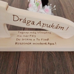 Szülőköszöntő fa balta , köszönőajándék, esküvői ajándék - esküvő - emlék & ajándék - szülőköszöntő ajándék - Meska.hu
