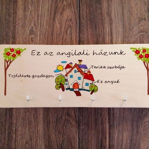 ,,Ez az angilali házunk fali kulcsakasztó, fali kulcstartó, dekoráció, Otthon & Életmód, Dekoráció, Fali és függő dekoráció, Fali kulcstartó, Festett tárgyak, Festészet, MESKA