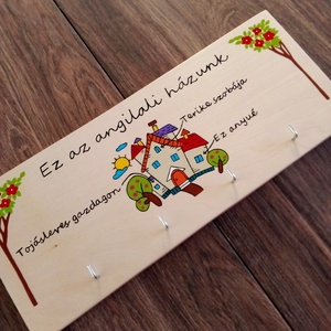 ,,Ez az angilali házunk fali kulcsakasztó, fali kulcstartó, dekoráció - otthon & életmód - dekoráció - fali és függő dekoráció - fali kulcstartó - Meska.hu