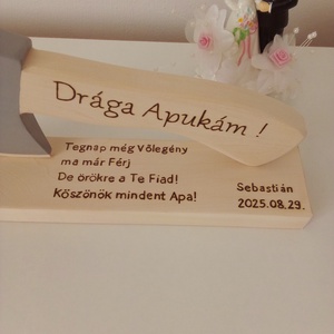 Szülőköszöntő fa balta , köszönőajándék, esküvői ajándék - esküvő - emlék & ajándék - szülőköszöntő ajándék - Meska.hu
