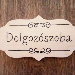 Névtábla , ajtótábla, postaláda tábla - otthon & életmód - dekoráció - ajtó- és ablak dekoráció - ajtótábla - Meska.hu