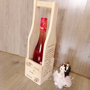 Szülőköszöntő bortartó,köszönőajándék, esküvői ajándék - Meska.hu