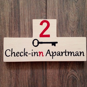 Apartman névtábla , ajtótábla, jelölő tábla  - Meska.hu