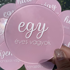Plexi mérföldkő korongok babáknak  12+1 darabos szett - játék & sport - babalátogató ajándékcsomag - Meska.hu