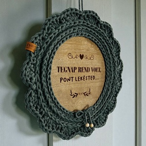 Horgolt kopogtató - Meska.hu