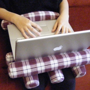 Laptop-párna -  - Meska.hu