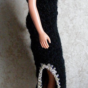 Horgolt fekete Barbie ruha - játék & sport - baba & babaház - barbie ruhák - Meska.hu