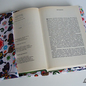 Textil könyvborító állítható szélességgel pillangós anyagból -  - Meska.hu