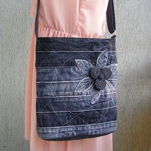 Éjjeli virág gyöngyhímzett crossbody farmer táska - táska & tok - kézitáska & válltáska - vállon átvethető táska - Meska.hu