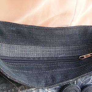 Éjjeli virág gyöngyhímzett crossbody farmer táska - táska & tok - kézitáska & válltáska - vállon átvethető táska - Meska.hu