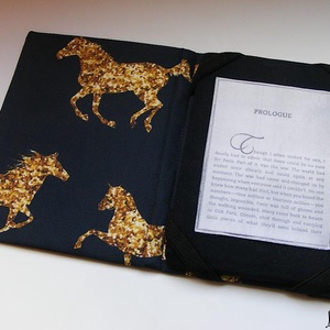 Arany lovak, vízhatlan anyagból készült ebook olvasó kemény tok - táska & tok - ebook & tablet tok - Meska.hu