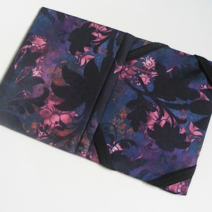 Lila virágok, vízhatlan anyagból készült kemény ebook-tok - táska & tok - ebook & tablet tok - Meska.hu