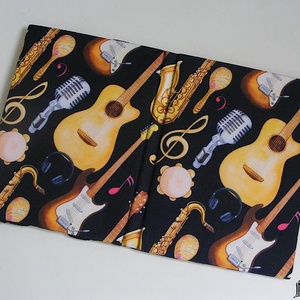 Hangszerek, vízhatlan anyagból készült kemény ebook-tok - táska & tok - ebook & tablet tok - Meska.hu