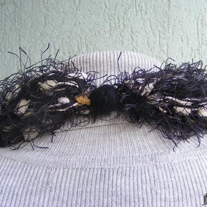 Téli horgolt nyaklánc barna-fekete színekben - ékszer - nyaklánc - nyakpánt, gallér - Meska.hu