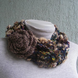 Téli horgolt nyaklánc barna színekben, Ékszer, Nyaklánc, Nyakpánt, gallér, Varrás, Horgolás, MESKA