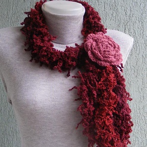 Téli horgolt nyaklánc bordó-piros színekben - ruha & divat - sál, sapka, kendő - sál - Meska.hu