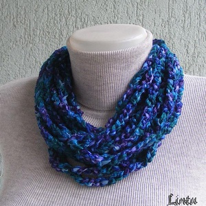 Téli horgolt nyaklánc kék-lila színekben, Ékszer, Nyaklánc, Nyakpánt, gallér, Varrás, Horgolás, MESKA