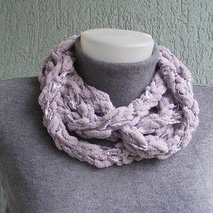 Téli horgolt nyaklánc halványlila színekben - ékszer - nyaklánc - nyakpánt, gallér - Meska.hu