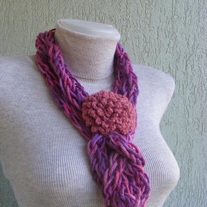 Téli horgolt nyaklánc lila színekben - ékszer - nyaklánc - nyakpánt, gallér - Meska.hu
