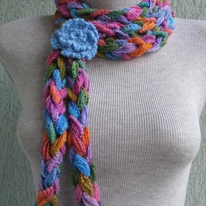 Téli horgolt nyaklánc szivárványos színekben - ruha & divat - sál, sapka, kendő - sál - Meska.hu