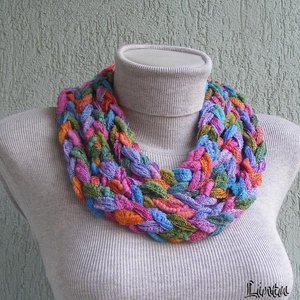 Téli horgolt nyaklánc szivárványos színekben - ruha & divat - sál, sapka, kendő - sál - Meska.hu