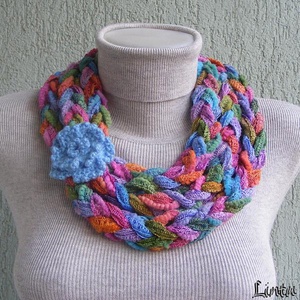 Téli horgolt nyaklánc szivárványos színekben - ruha & divat - sál, sapka, kendő - sál - Meska.hu
