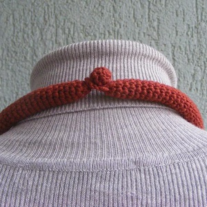 Horgolt nyaklánc terrakotta színekben - ékszer - nyaklánc - nyakpánt, gallér - Meska.hu