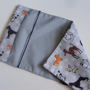 Kutyák, vízhatlan könyvborító állítható szélességgel - könyv & zene - könyvtok - Meska.hu