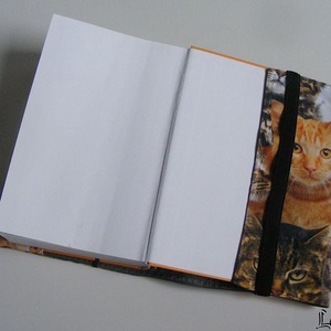 Macskák, vízhatlan könyvborító állítható szélességgel - könyv & zene - könyvtok - Meska.hu