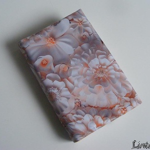 Virágok, vízhatlan könyvborító állítható szélességgel - Meska.hu