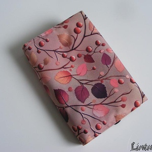 Bogyók és levelek, vízhatlan könyvborító állítható szélességgel - Meska.hu