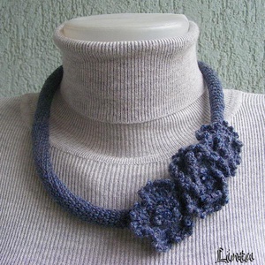 Horgolt nyaklánc tkék színben - Meska.hu