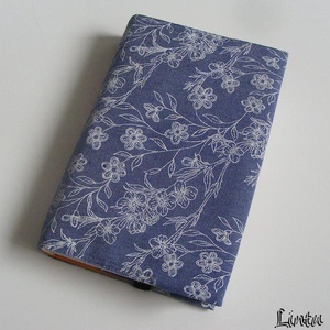 Apró virágok, textil könyvborító állítható szélességgel - Meska.hu