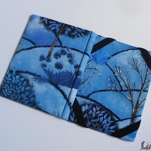 Kék erdő, textil anyagból készült ebook olvasó kemény tok - táska & tok - ebook & tablet tok - Meska.hu