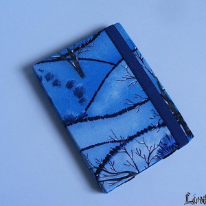 Kék erdő, textil anyagból készült ebook olvasó kemény tok - Meska.hu