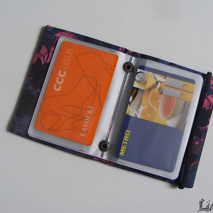 Lila virágok, vízhatlan anyagból készült igazolványtartó és/vagy kártyatartó - táska & tok - pénztárca & más tok - kártyatartó & irattartó - Meska.hu