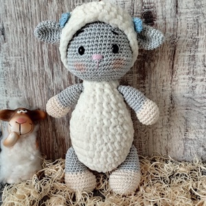 Horgolt bárány - szürke / fehér - amigurumi horgolt figurák - Meska.hu