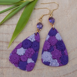 Lila virágos, cirkonköves fülbevaló (2 termék vásárlása esetén, ajándék fülbevaló!) - ékszer - fülbevaló - lógó fülbevaló - Meska.hu Lila virágos, cirkonköves fülbevaló (2 termék vásárlása esetén, ajándék fülbevaló!) - ékszer - fülbevaló - lógó fülbevaló - Meska.hu