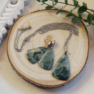 Ásványhatású zöld szett csúszózáras lánccal, Ékszer, Fülbevaló, Lógó fülbevaló, Ékszerkészítés, Gyurma, MESKA