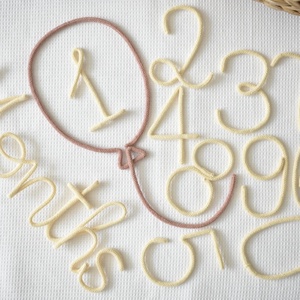 12 Hónap Jelölő Fonalfelirat Szett, Otthon & Életmód, Babaszoba, gyerekszoba, Babaszoba dekoráció, Mindenmás, MESKA