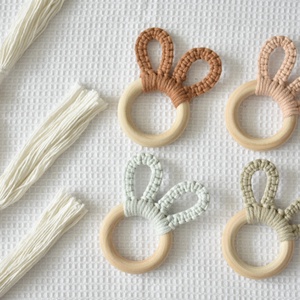 Makramé cumilánc és rágóka Szett - otthon & életmód - babaszoba, gyerekszoba - babaszoba dekoráció - Meska.hu