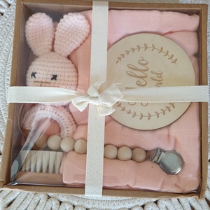 Nyuszikás babaváró ajándékcsomag - Meska.hu