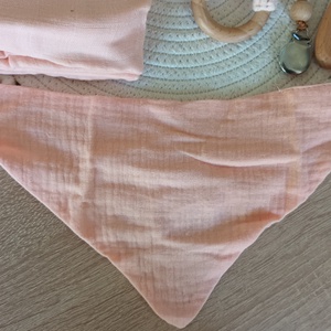 Nyuszikás babaváró ajándékcsomag - játék & sport - babalátogató ajándékcsomag - Meska.hu