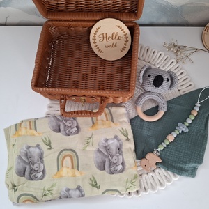 Elefántos-koalás babalátogató ajándékcsomag bőröndben - játék & sport - babalátogató ajándékcsomag - Meska.hu