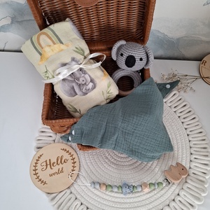 Elefántos-koalás babalátogató ajándékcsomag bőröndben - játék & sport - babalátogató ajándékcsomag - Meska.hu